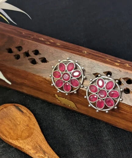 Sanika Floral Stud Earring