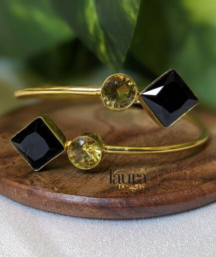 Mahima Black Stone Bangle