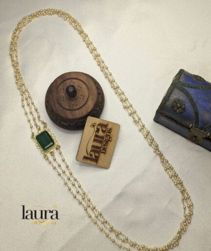 pearl layer necklace