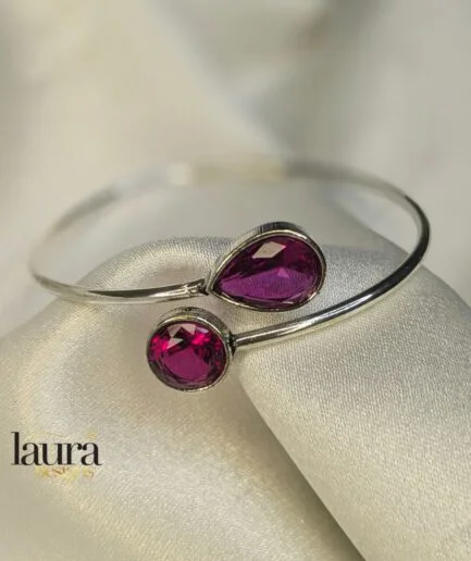 glossy pink stone bangle